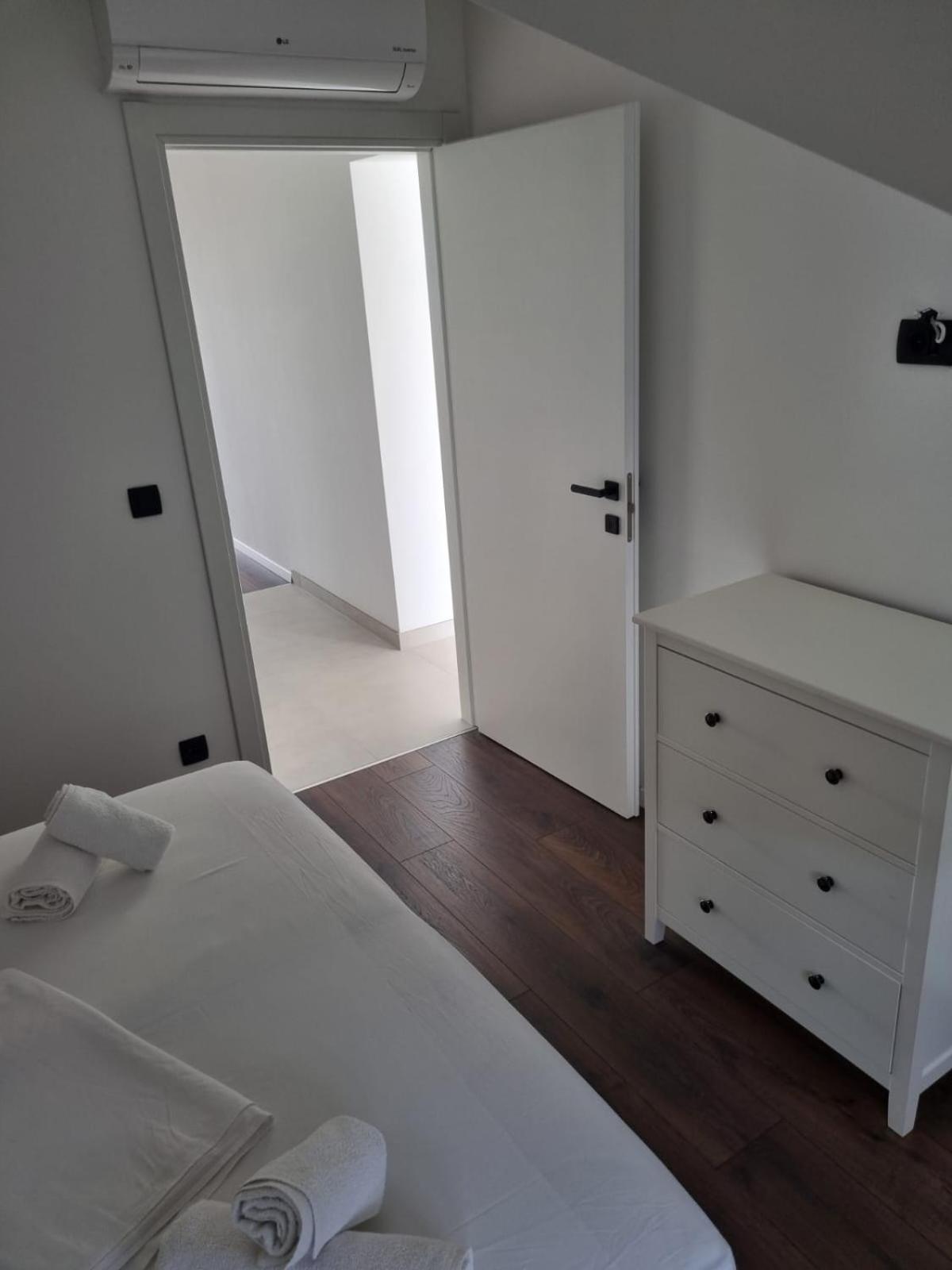Superior Apartments Luka Bol Eksteriør billede